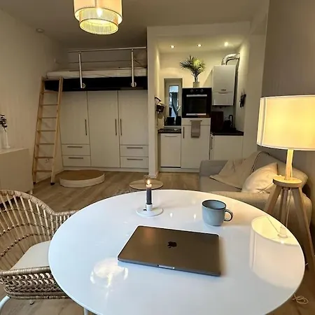 Apartment Duesseldorf- Medienhafen Naehe Dusseldorf