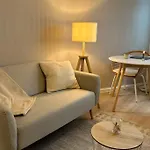 Düsseldorf- Medienhafen Nähe Studio Apartment